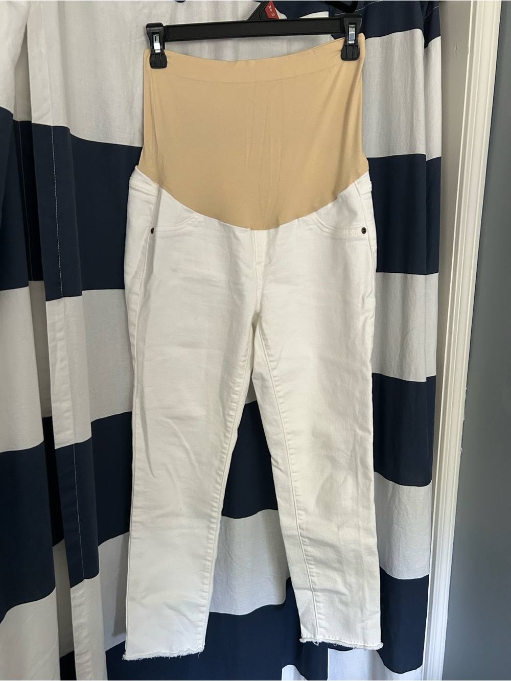 a:glow White Skinny Maternity Jeans with Beige Support Panel
